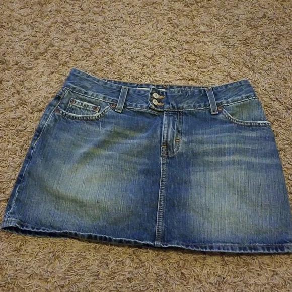 Buckle skirt - Picture 1 of 5